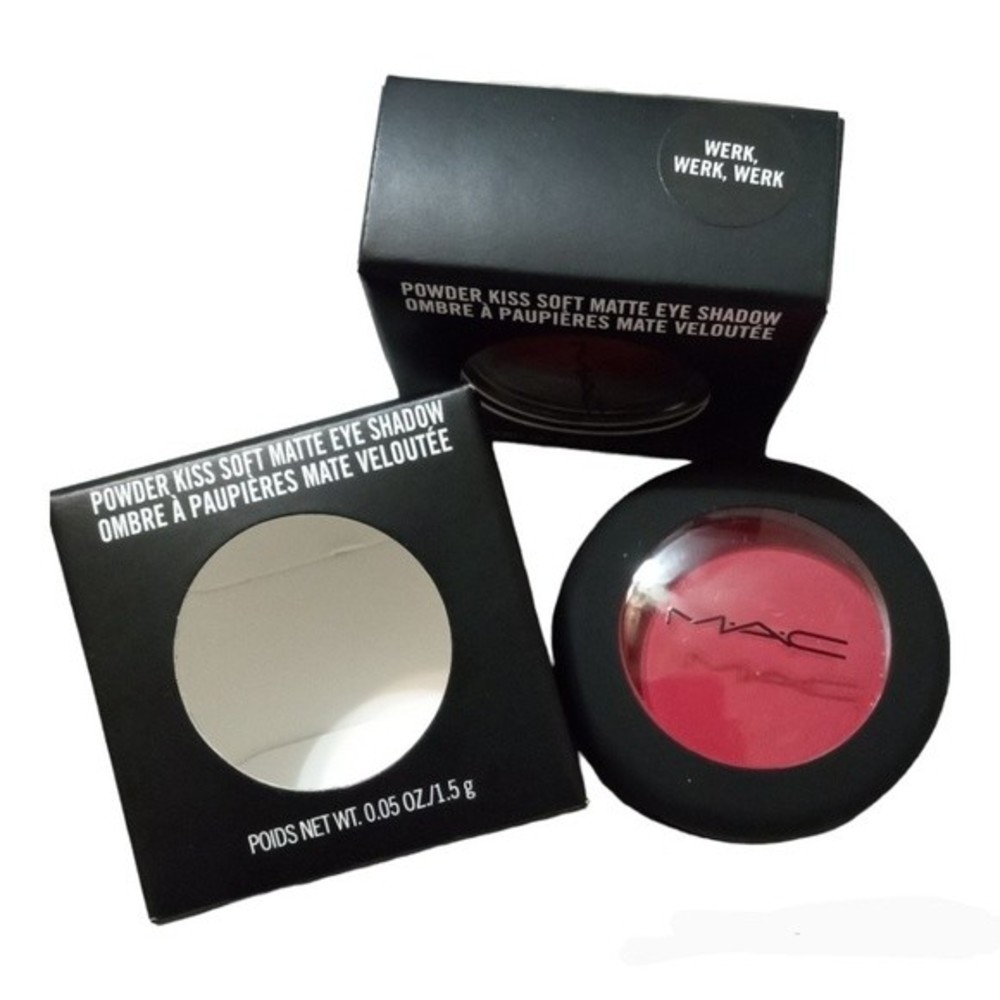 NIB Mac Powder Kiss Eyeshadow Werk, Werk, Werk